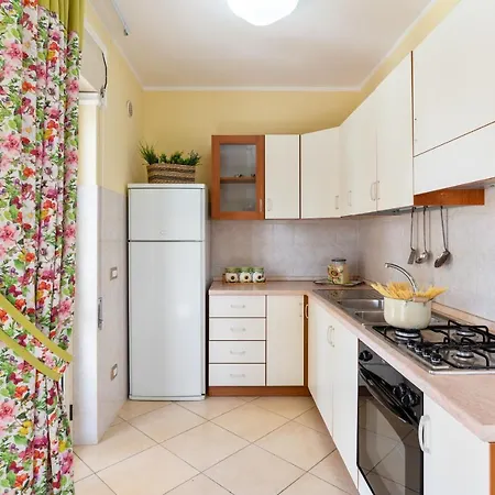 Apartment Accogliente Villetta Con Patio & Parcheggio A 600M A Piedi Dal Mare *