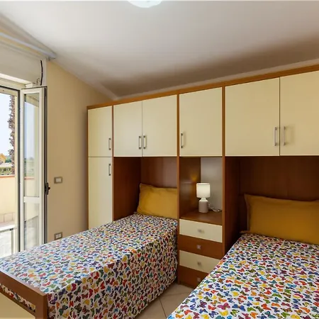 Apartment Accogliente Villetta Con Patio & Parcheggio A 600M A Piedi Dal Mare